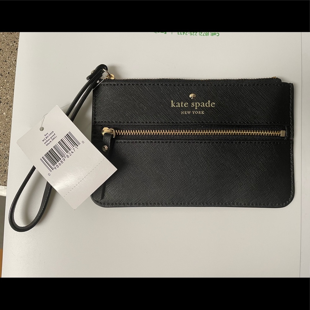 BNWT Kate Spade Black Saffiano Leather Wristlet